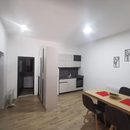 Restoran Due Punti Appartement Kursumlija Buitenkant foto
