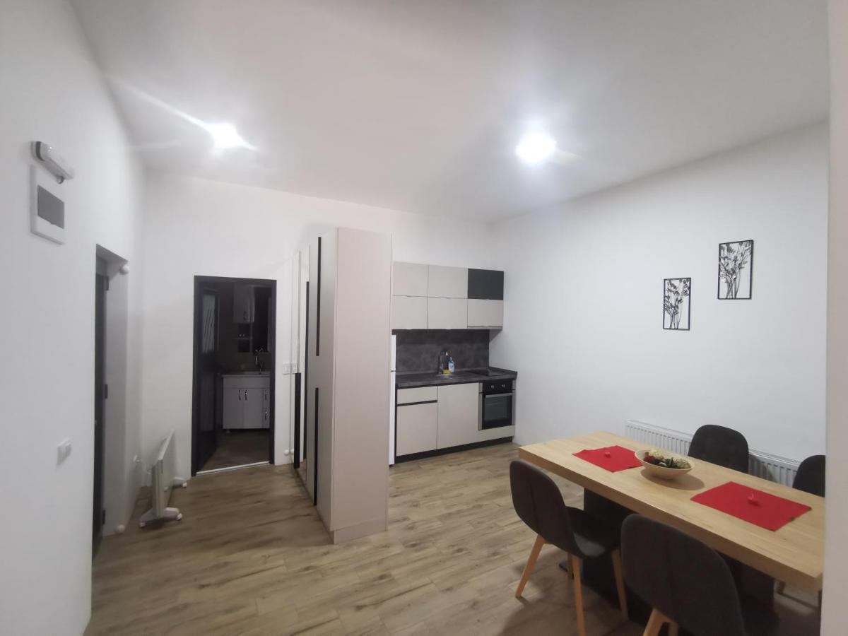 Restoran Due Punti Appartement Kursumlija Buitenkant foto